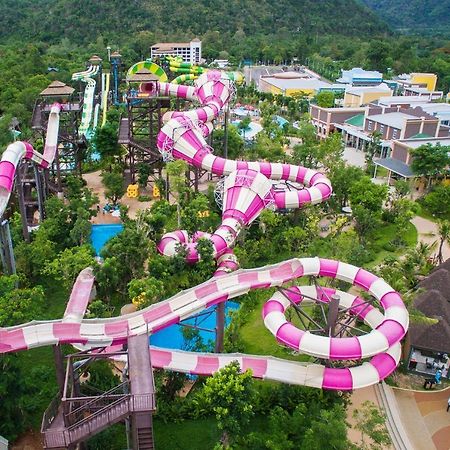 Capital O 1110 Khaoyai Cowboy City Resort Mu Si Eksteriør billede