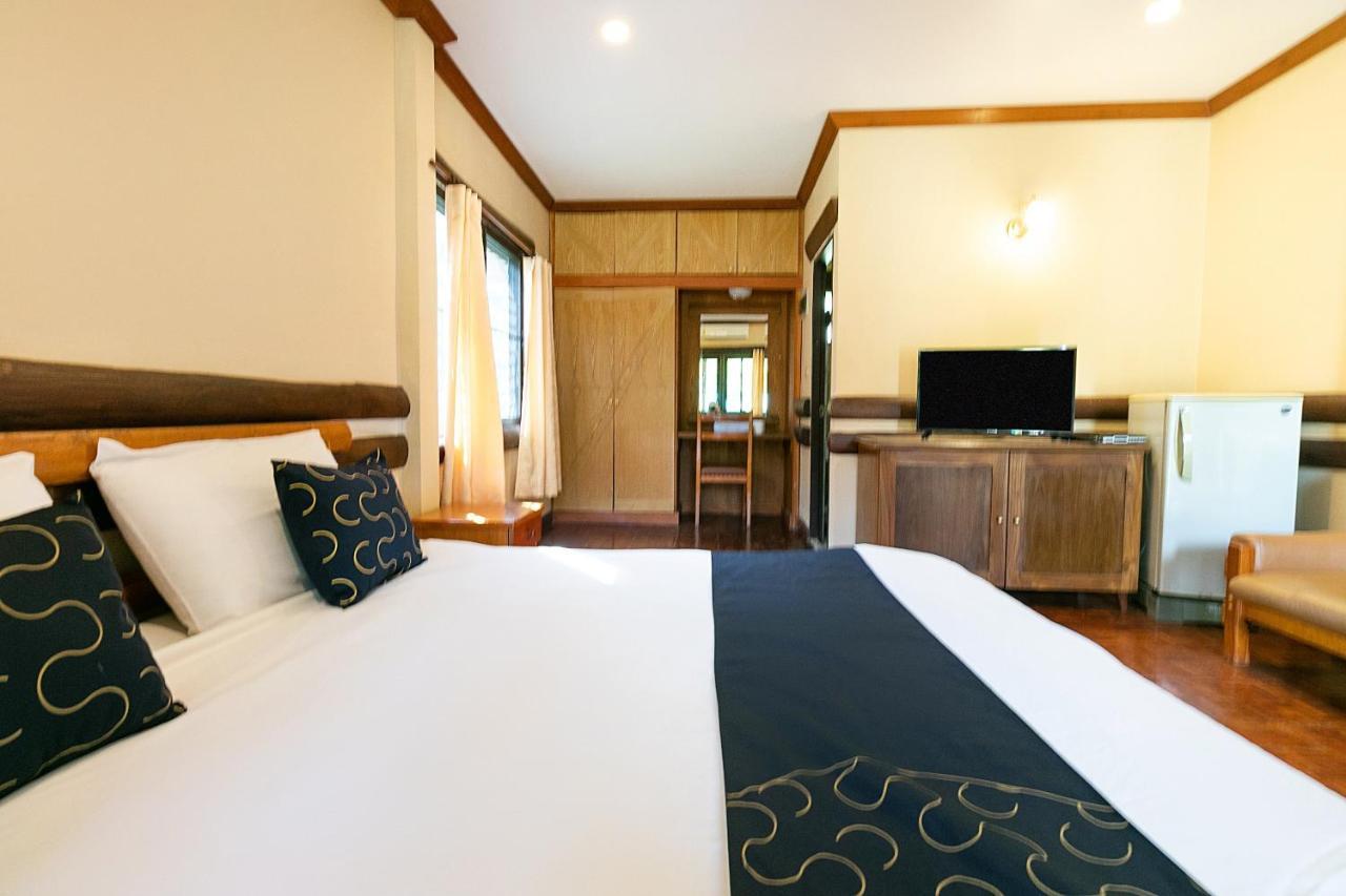 Capital O 1110 Khaoyai Cowboy City Resort Mu Si Eksteriør billede