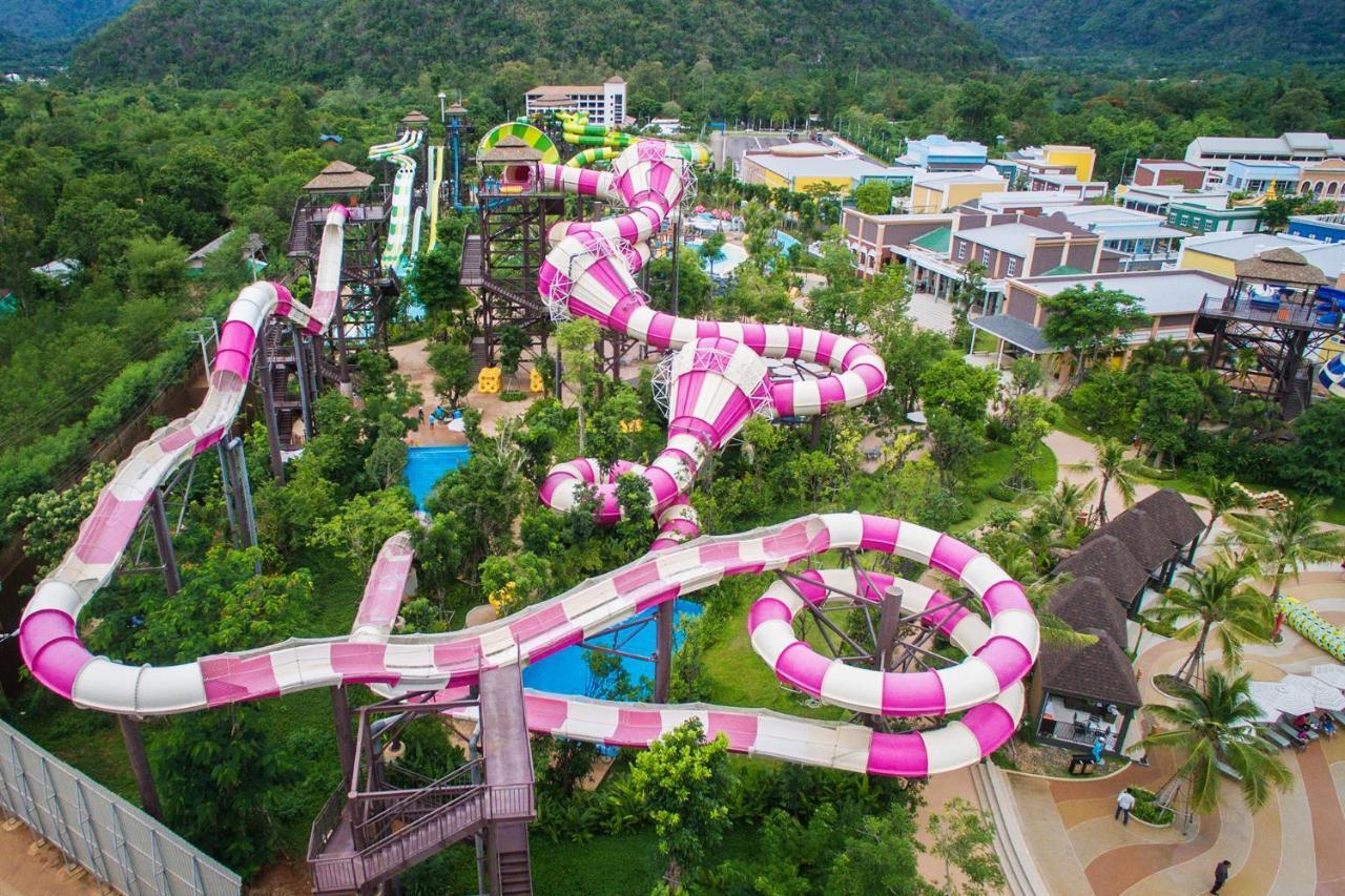 Capital O 1110 Khaoyai Cowboy City Resort Mu Si Eksteriør billede